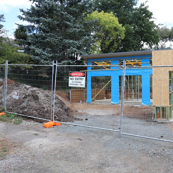 do you deliver and set up temporary fencing and what's the cost for these services in Bourne Massachusetts